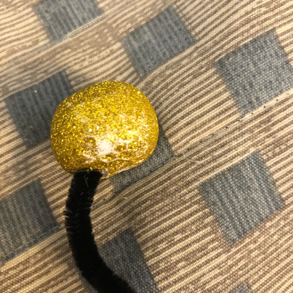 🌟B2G1🌟 Leg Avenue XS Sexy Honeybee Costume - Picture 9 of 15